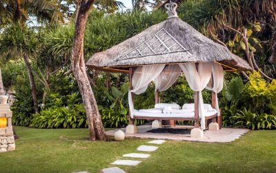 Relaxation hut in Bali Balinese relaxation hut at Nusa Dua shore, Indonesia
